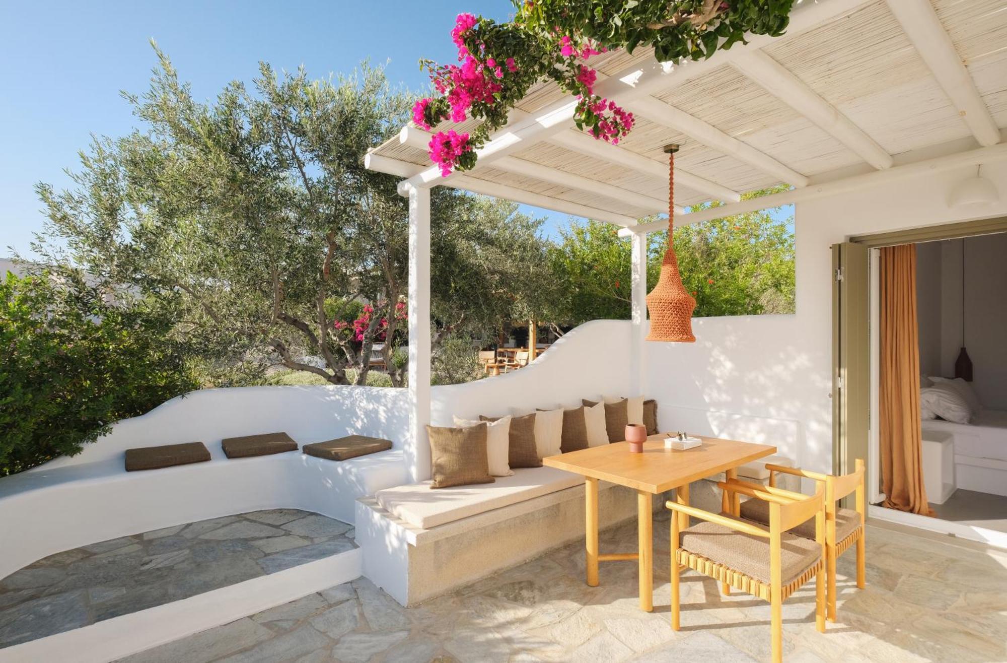 Iliana Olive Branch Apartment Adamantas  Bagian luar foto
